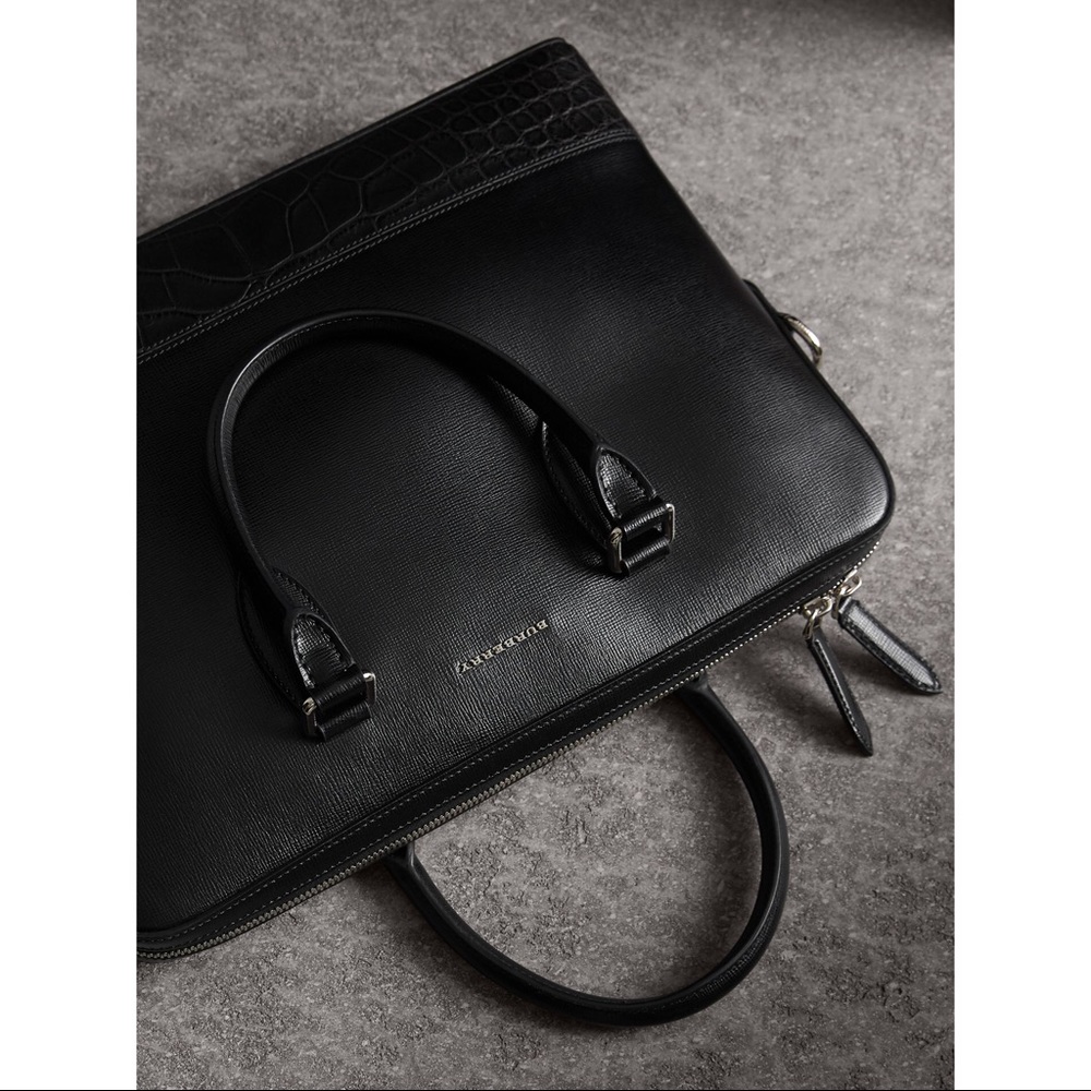 Burberry Slim Barrow Bag in Leather & Alligator! - Picture 6 of 15